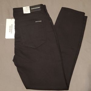 NWT Clavin Klein Jeans Mid Rise Skinny